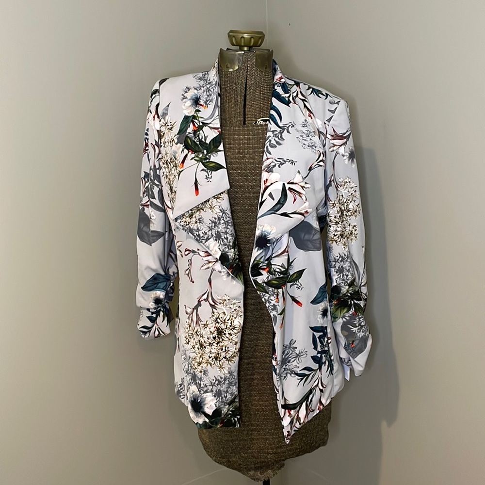 Jules & Leopold Floral Blazer